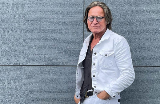 Bella Hadid'in babası anlattı: Misafir ettiğimiz Yahudiler evimize el koydu