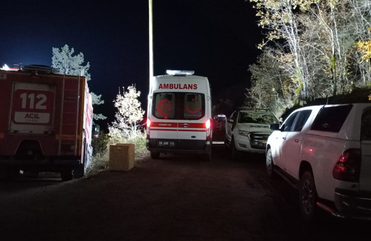 Cam terastan düşen kadın hayatını kaybetti, intihar şüphesi üzerinde duruluyor