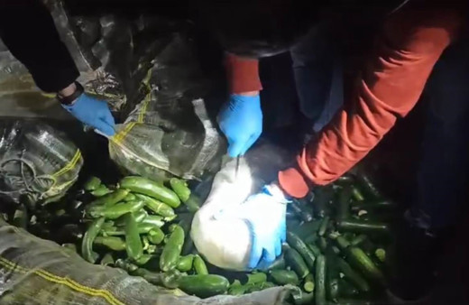 Aksaray'da salatalık çuvallarından uyuşturucu çıktı