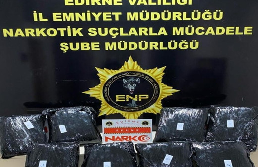 Vakumlu poşetlerle yurda uyuşturucu madde getiren tır sürücüsü tutuklandı