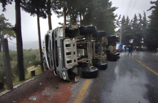 Söke’de yağışlı hava kazaya neden oldu