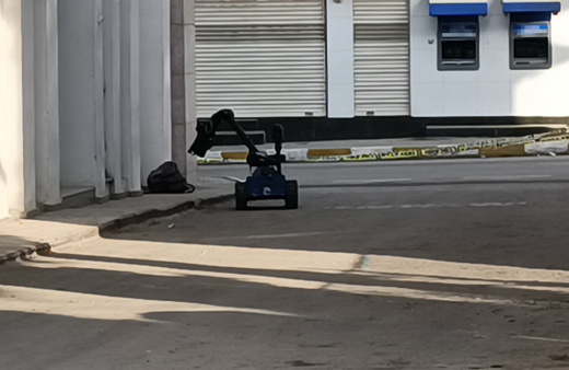 Hatay'da şüpheli çanta bomba imha robotu ile patlatıldı