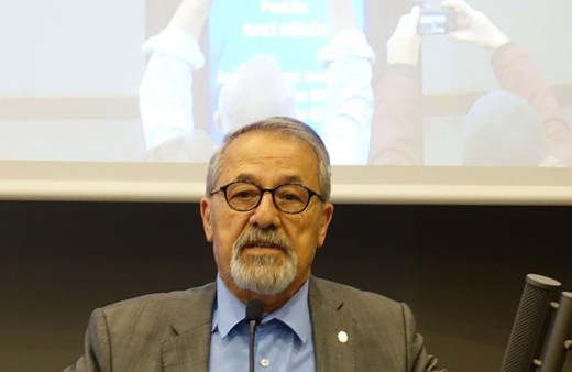 Naci Görür 'ilk kez söyleyeceğim' deyip uyardı! O ilimizde 7.4 deprem olacak, eli kulağında...