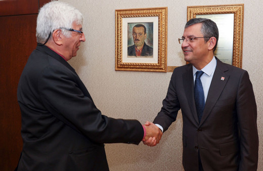 CHP lideri Özgür Özel Yunus Yener ile görüştü!