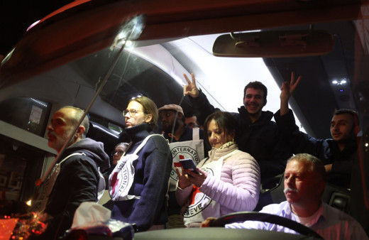 İsrail, yeni esir takası karşılığı 'insani ara'yı 1 gün uzattı! Hamas 'reddedttiler' demişti