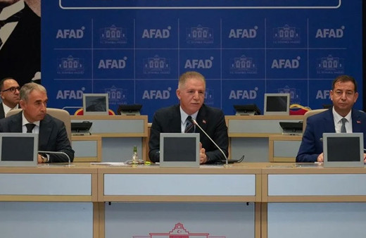 İstanbul Valisi Gül'den sokak hayvanları değerlendirmesi