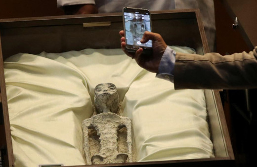 DNA sonuçları çıktı! Meclis'te gösterilen cesetler insana ait değil! Uzaylılar denilmişti...