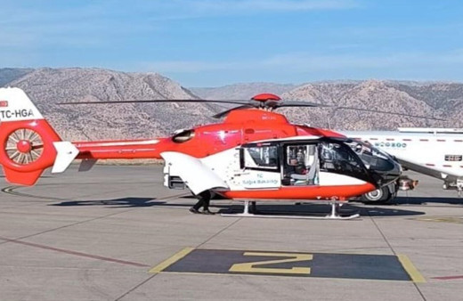 Şırnak'ta ambulans helikopter 60 yaşındaki kalp hastası vatandaş için havalandı