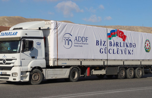Azerbaycan, Türkiye’deki depremzedeler için 18 ton yardım gönderdi