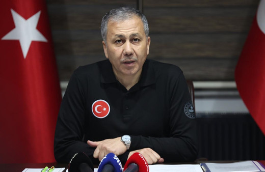 Van'da 4 ton 600 kilogram toz esrar ele geçirilirken, 1 zehir taciri yakalandı