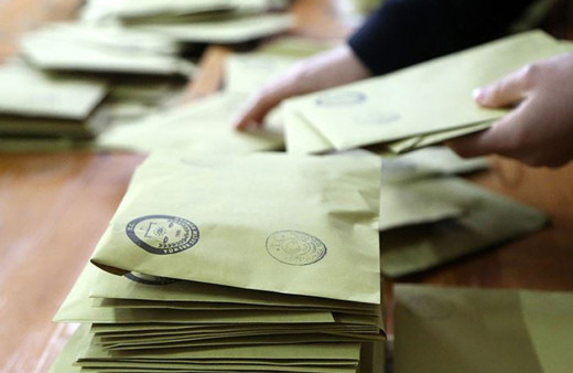 Buğra Gökce, İzmir adaylığı için İBB'den istifa etti