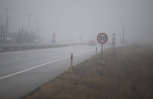 Edirne ve Kırklareli'nde sis etkili oluyor!