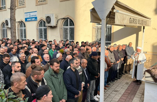 Yaya geçidinde servisin çarptığı 21 yaşındaki Esra'ya acı veda