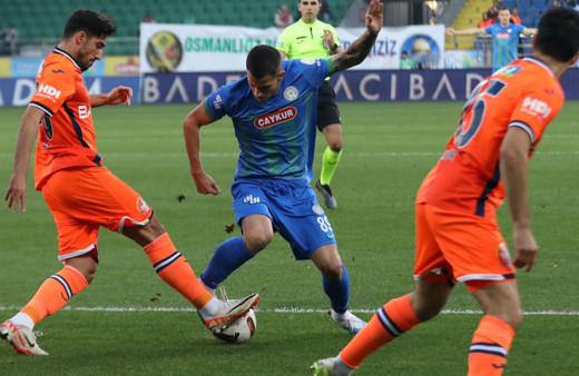 Çaykur Rizespor, evinde Rams Başakşehir'i 3-2 mağlup etti