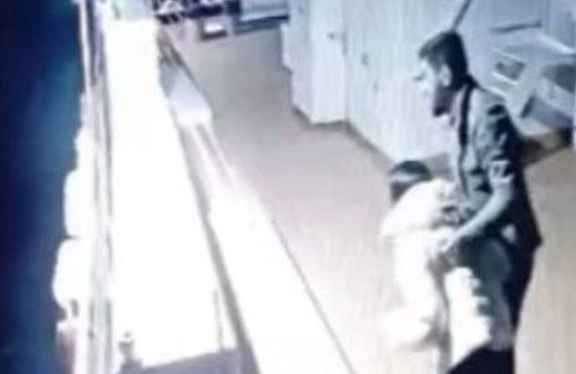 Feribotta korkunç dakikalar! Tartışma sonrası atladı