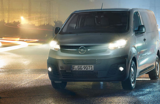 Opel, hafif ticari aracı Vivaro'yu yeniledi
