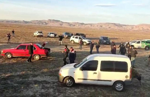 Köpek dövüştürüp bahis oynayanlar suçüstü yakalandı!