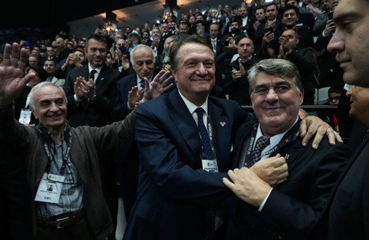 Beşiktaş'ta yeni başkan belli oluyor! Hasan Arat mı yoksa Serdal Adalı mı?