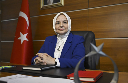 AK Parti'den kadınlara adaylık çağrısı