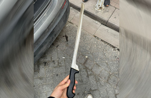 İstanbul'da taksi durağına döner bıçağıyla saldırı!