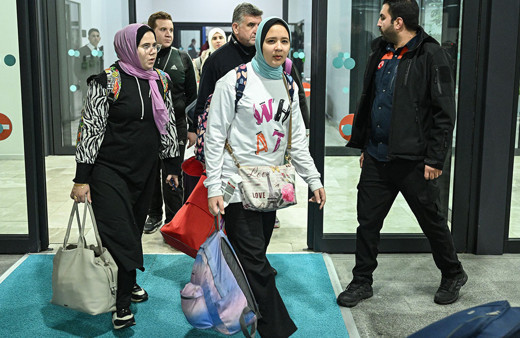 Gazze'den tahliye edilen Türk vatandaşları İstanbul'a geldi