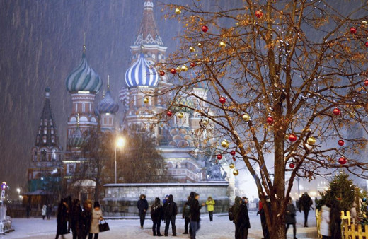Moskova'da son yılların aralık ayının en yoğun kar yağışı görüldü!