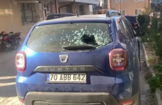 Karaman’da site bahçesindeki cip gece yarısı av tüfeğiyle kurşunlandı