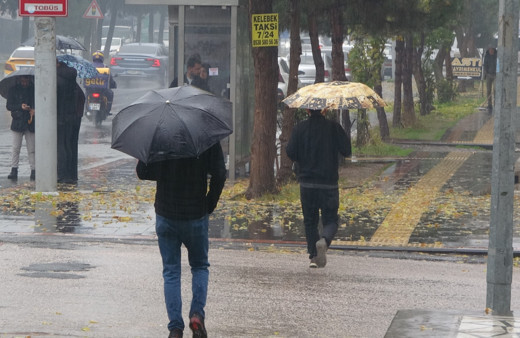 Diyarbakır’da şiddetli sağanak etkili olmaya başladı