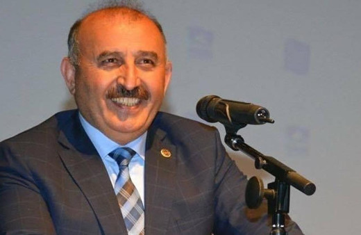 Sosyal medyadan duyurdu! Vedat Öztürk, İYİ Parti'den istifa etti
