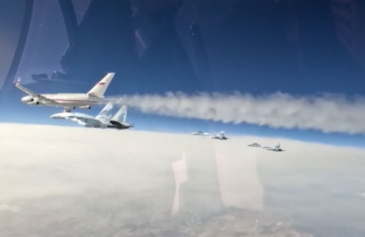 Rusya lideri Putin, savaş uçakları eşliğinde BAE'ye gitti! Hepsi bomba yüklü! Tutuklanma korkusu mu?...