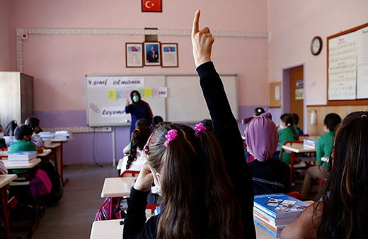 Milli Eğitim Bakanlığı sınıf annesi uygulamasını yasakladı