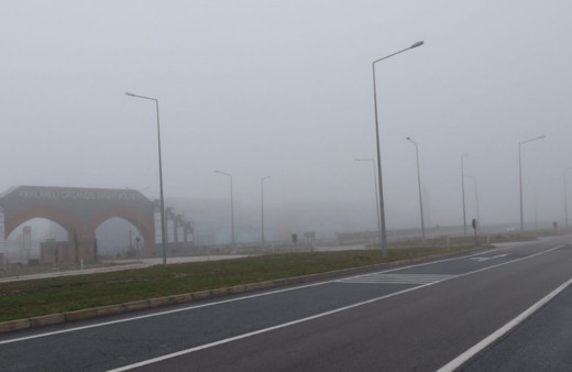 Kırklareli’nde yoğun sis, görüş mesafesi 30 metreye kadar düştü