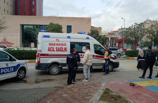 Aydın'da yolda fenalaşan genç kız ambulansla hastaneye kaldırıldı