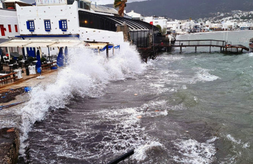Meteoroloji'den balıkçılara fırtına uyarısı geldi