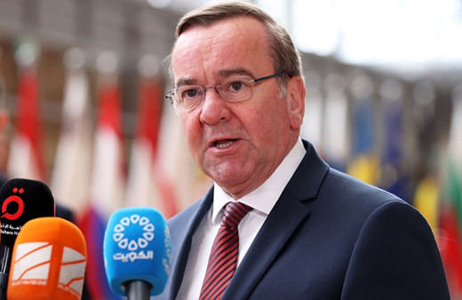 Almanya Savunma Bakanı'nın zorunlu askerlik pişmanlığı