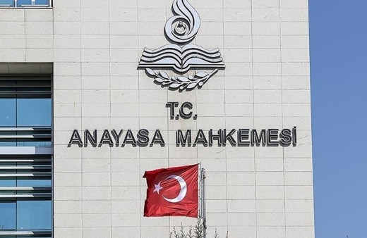 Gazetecinin kaymakam hakkındaki yazıları nedeniyle cezalandırılması hak ihlali sayıldı