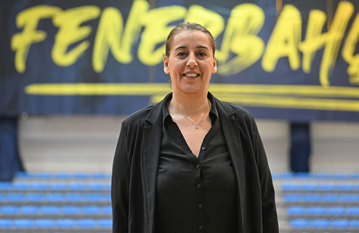 Fenerbahçe'de Arzu Özyiğit görevinden ayrıldı
