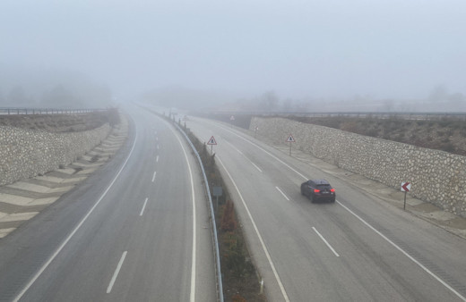 Kastamonu’da yoğun sis etkili oluyor, sürücüler zor anlar yaşadı