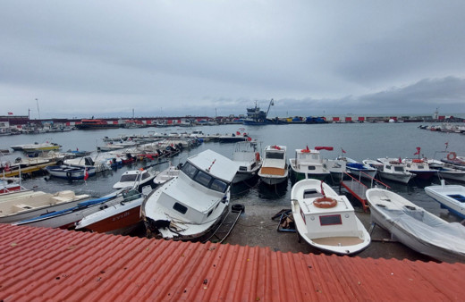 Marmara'da deniz ulaşımına poyraz engeli