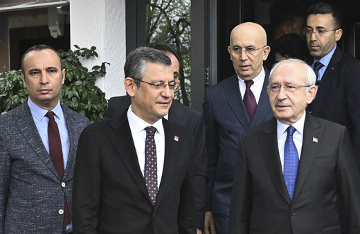 Sürpriz görüşmede Kemal Kılıçdaroğlu, Özgür Özel'e ne dedi? 'Yakından takip' vurgusu dikkat çekti