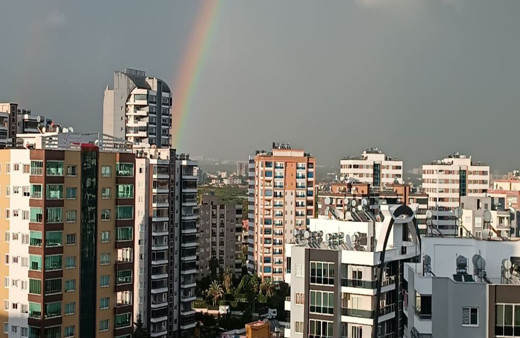Mersin'de yağmur sonrası gökkuşağı şöleni ortaya çıktı