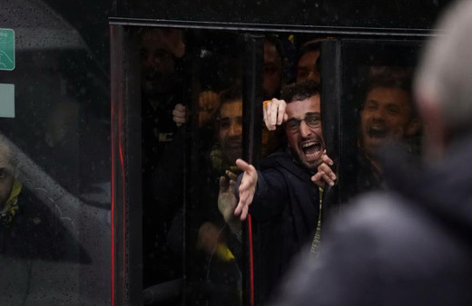 Fenerbahçe taraftarı, Tüpraş Stadyumu'na geldi