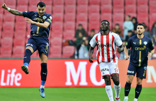 Samsunspor, Kasımpaşa'yı dört golle geçti!