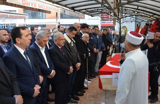 Eski Bakan Şükrü Yürür son yolculuğuna uğurlandı