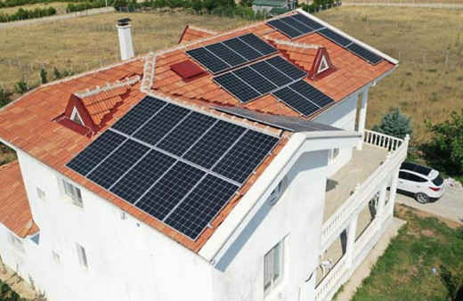 Türkiye'nin enerji ihtiyacının yarısı güneşten karşılanabilir!