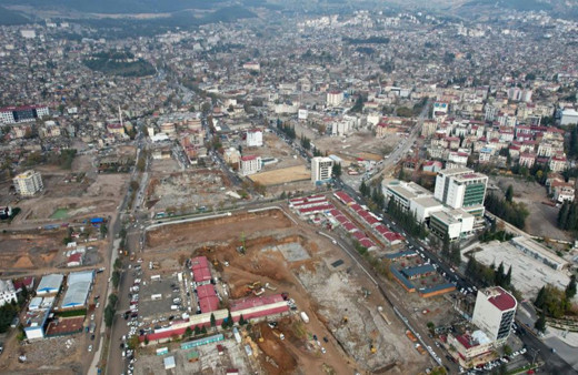 Kahramanmaraş’ta 26 bin 47 ağır hasarlı bina yıkıldı!