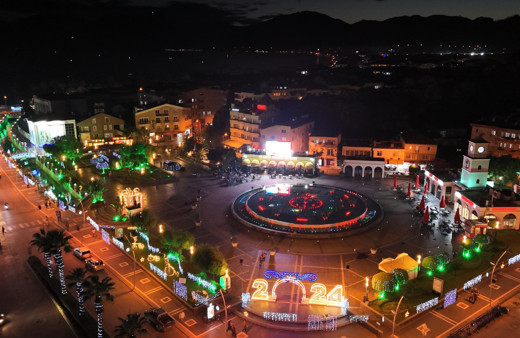 Marmaris’te yeni yıl hazırlıkları tamamlandı