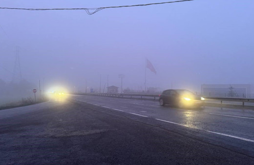 Süleymanpaşa'da yoğun sis sebebiyle trafik akışı yavaşladı