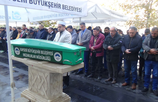 Arkadaşı tarafından öldürülen çocuk toprağa verildi