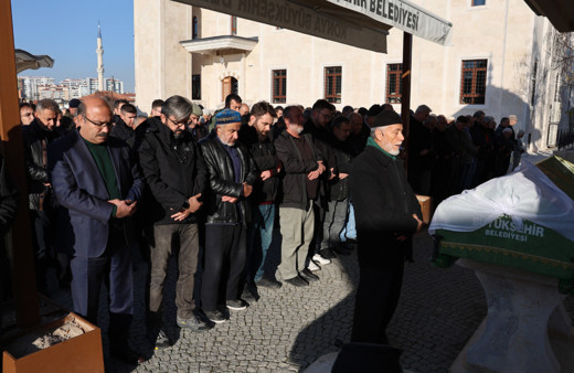 Sobadan sızan karbonmonoksit gazından zehirlenen kadın toprağa verildi